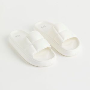 H&M Quilted-look Pool Slides